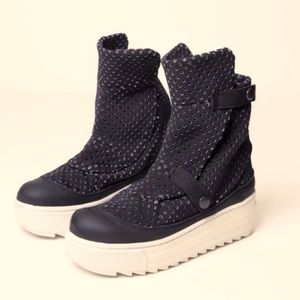 Demobaza Limited Edition Neo Moon Top Net Boots